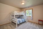 What`s a cabin experience without a bunk bed and some night time stories